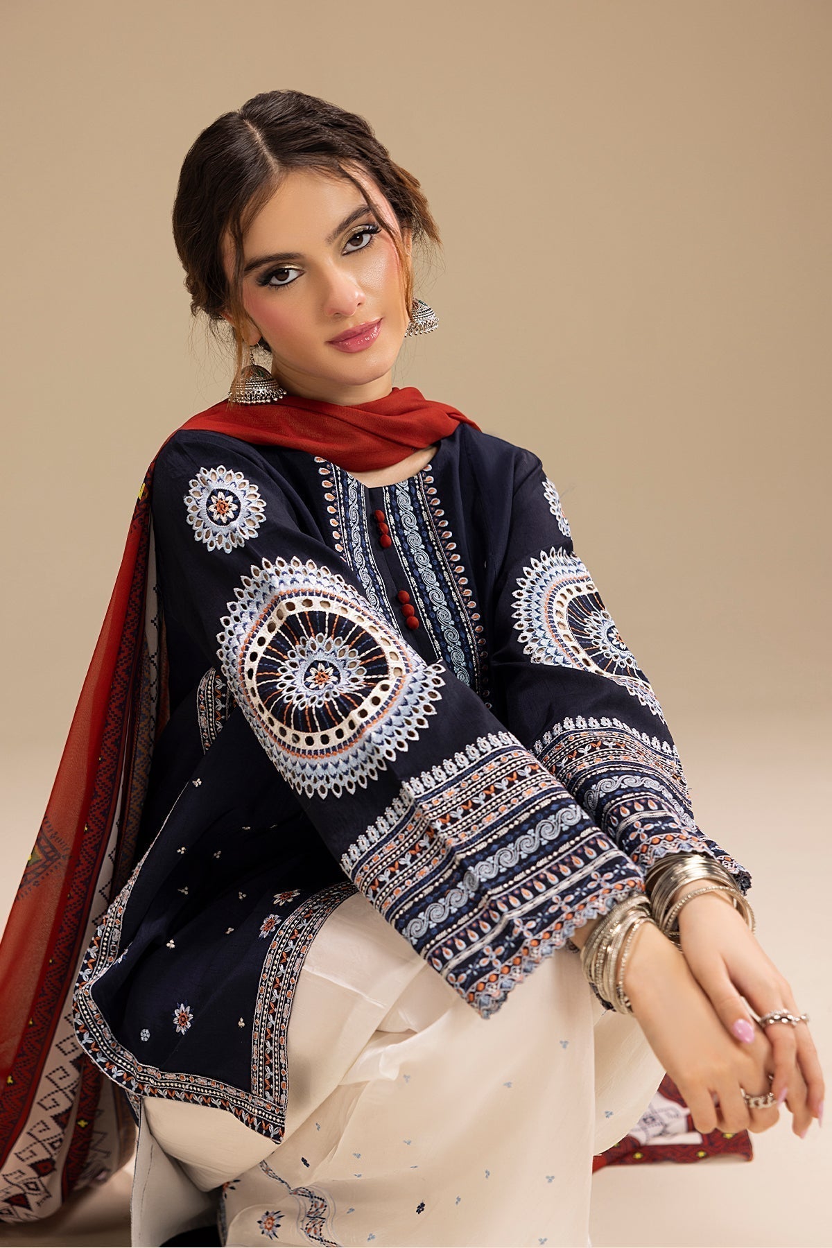 '- UNSTITCHED 3PC DHANAK EMBROIDERED SUIT RR 610
