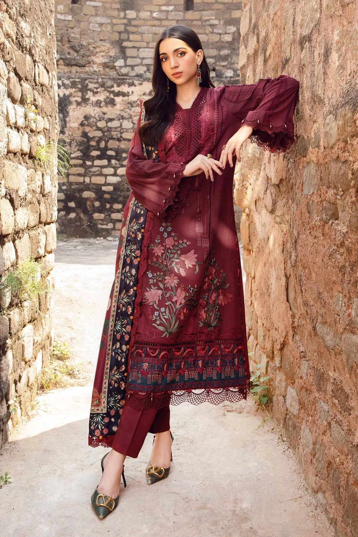 '- 3PC DHANAK EMBROIDERED SHIRT WITH TWILL PRINTED SHAWL  - 213