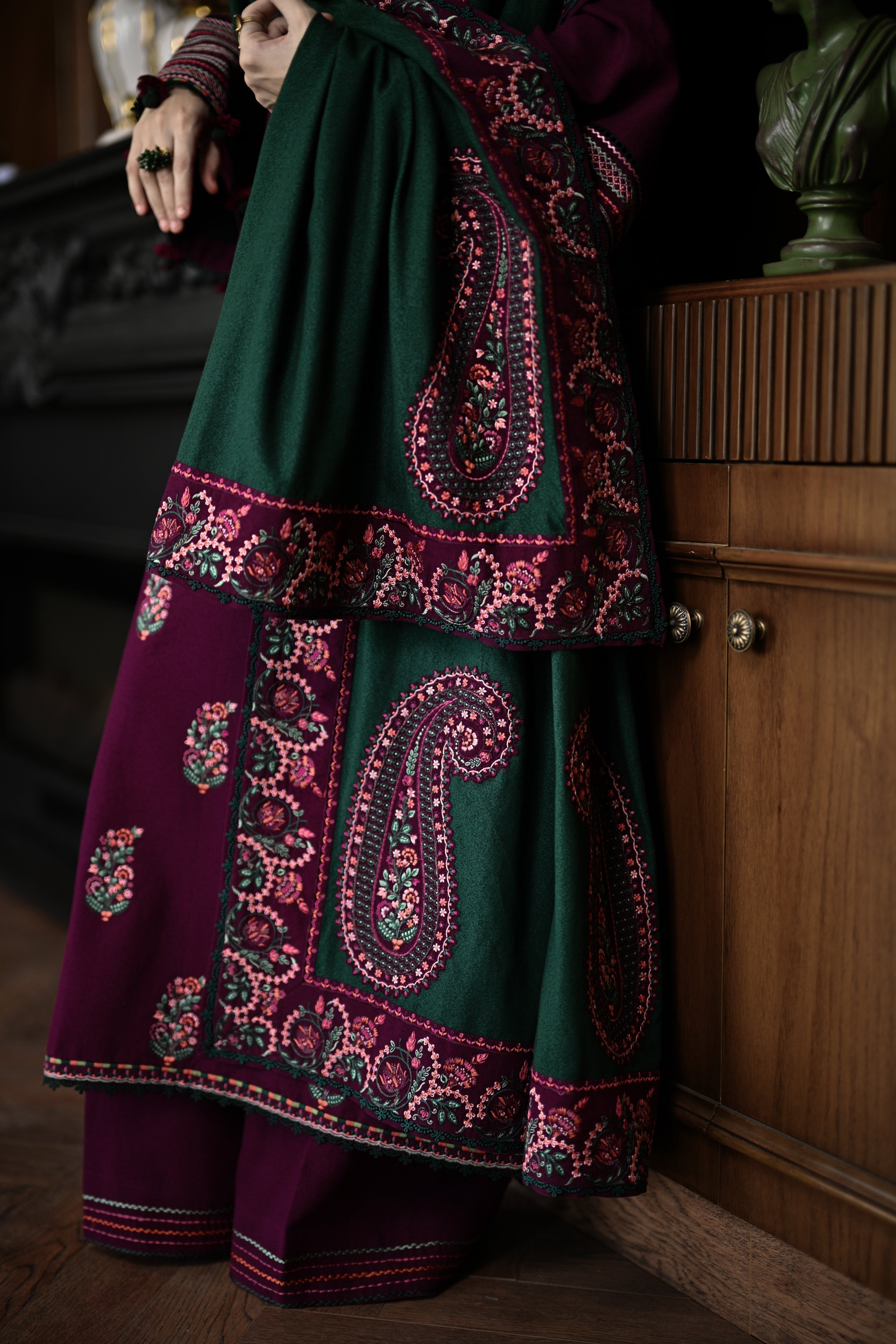 '-3PC LAWN  EMBROIDERED SHIRT WITH Lawn  EMBROIDERED SHAWL AND TROUSER- 678 L