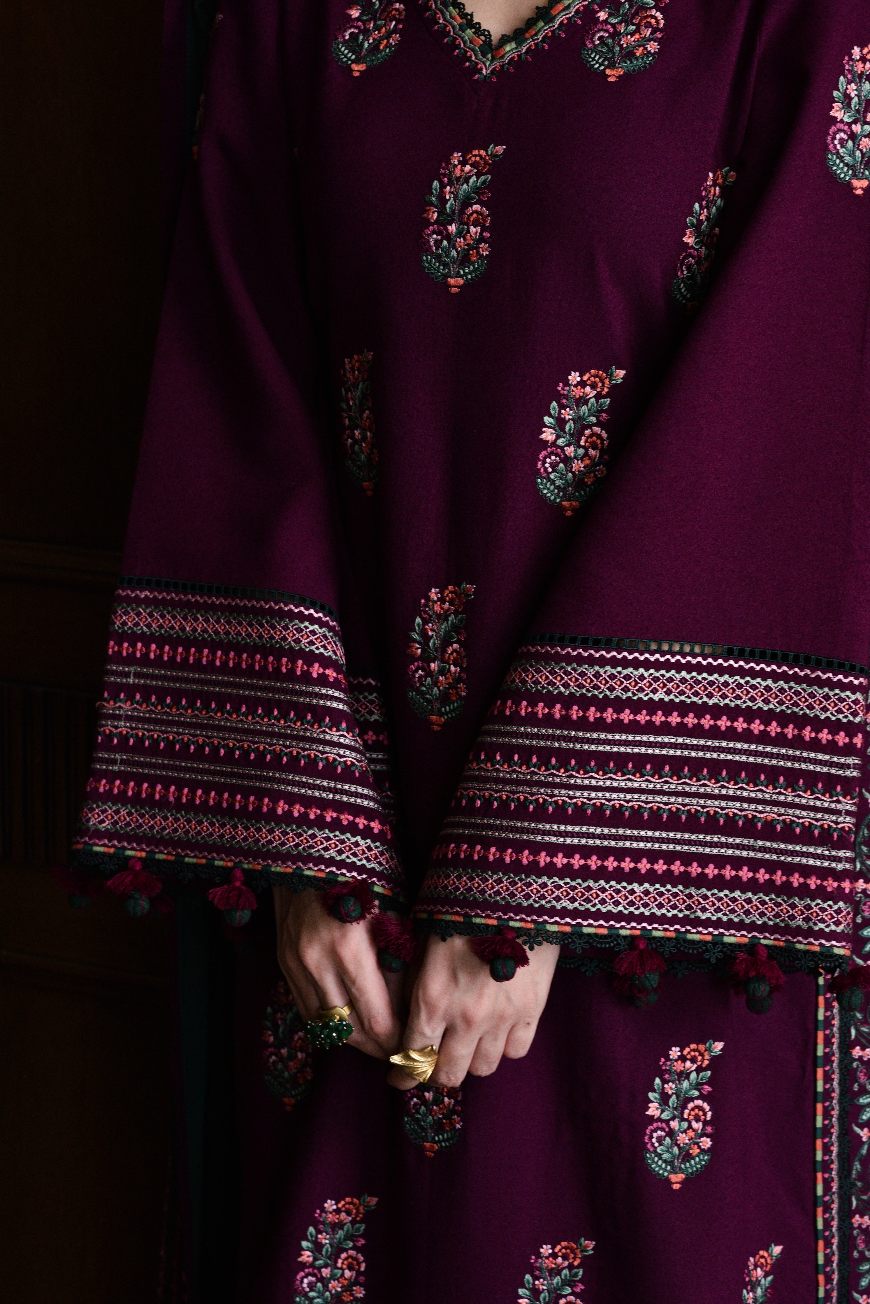 '-3PC LAWN  EMBROIDERED SHIRT WITH Lawn  EMBROIDERED SHAWL AND TROUSER- 678 L
